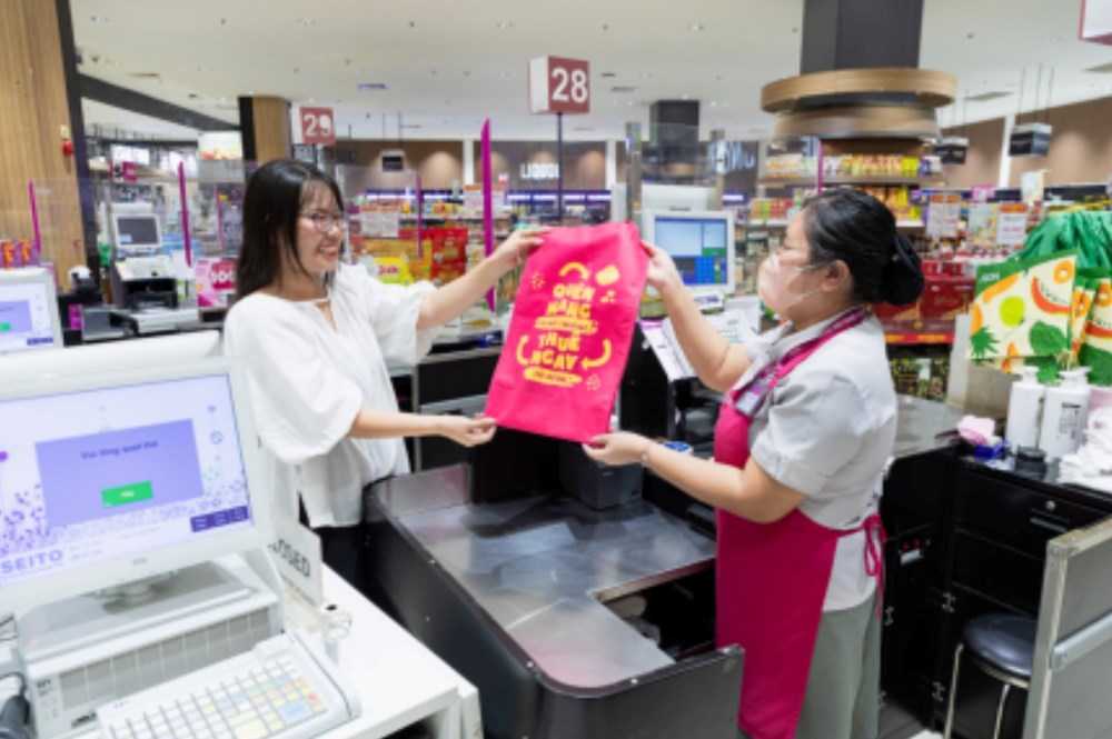 AEON Việt Nam hạn chế sử dụng túi ni-lông, góp phần bảo vệ môi trường - ảnh 1