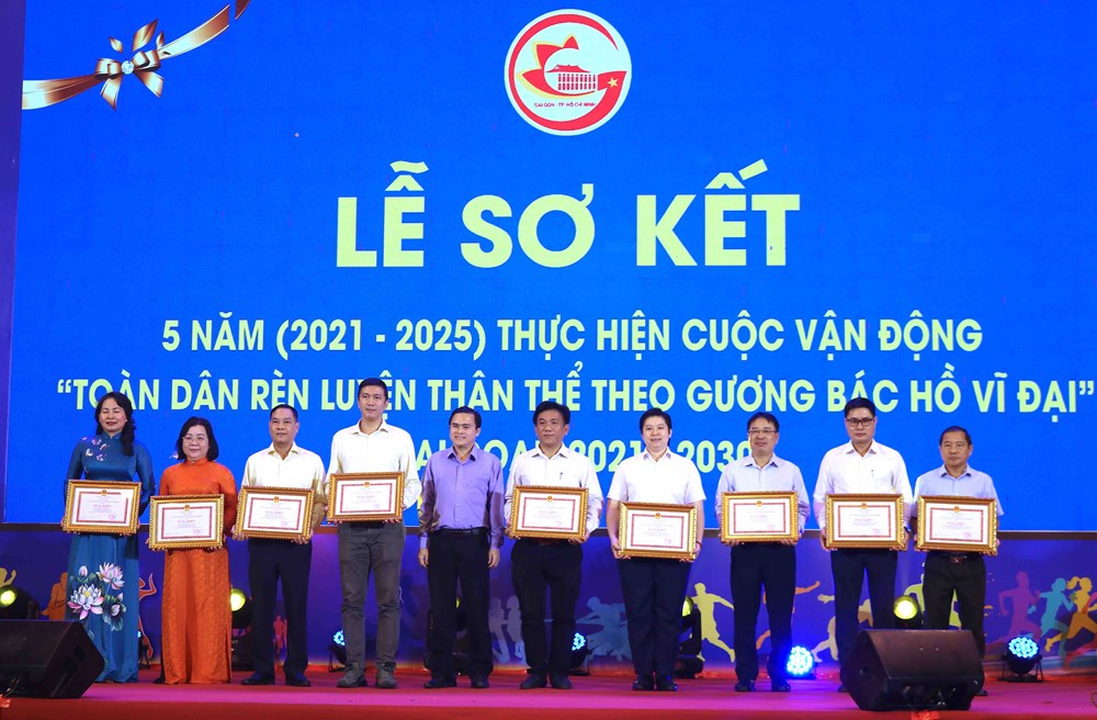 TP.HCM sơ kết 5 năm phong trào rèn luyện thân thể theo gương Bác Hồ - ảnh 3