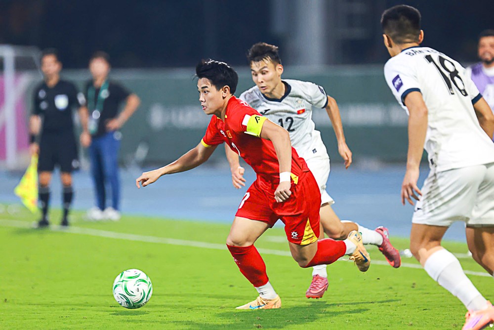 U23 Việt Nam: Đình Bắc, Văn Khang và bài học xương máu - ảnh 4