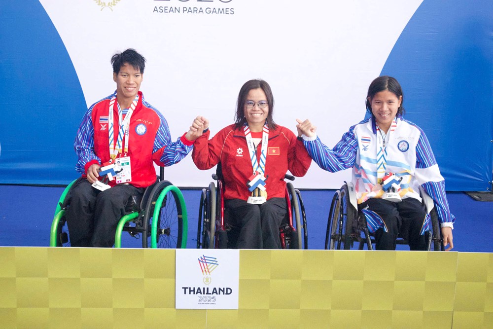 Vi Thị Hằng lần thứ hai giành HCV, phá kỉ lục Đại hội tại ASEAN Para Games 13 - ảnh 1