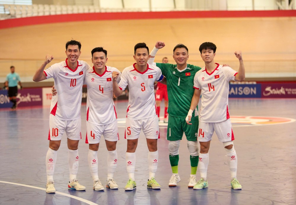 Thắng trận thứ hai liên tiếp, đội tuyển Futsal Việt Nam đặt một chân vào tứ kết giải châu Á - ảnh 3