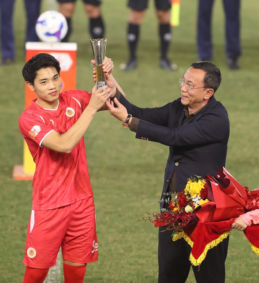 Đình Bắc nhận giải thưởng “Vua phá lưới” tại VCK U23 châu Á 2026 - ảnh 1