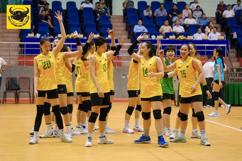 Đội bóng chuyền nữ VTV Bình Điền Long An tranh suất dự giải châu Á - ảnh 1