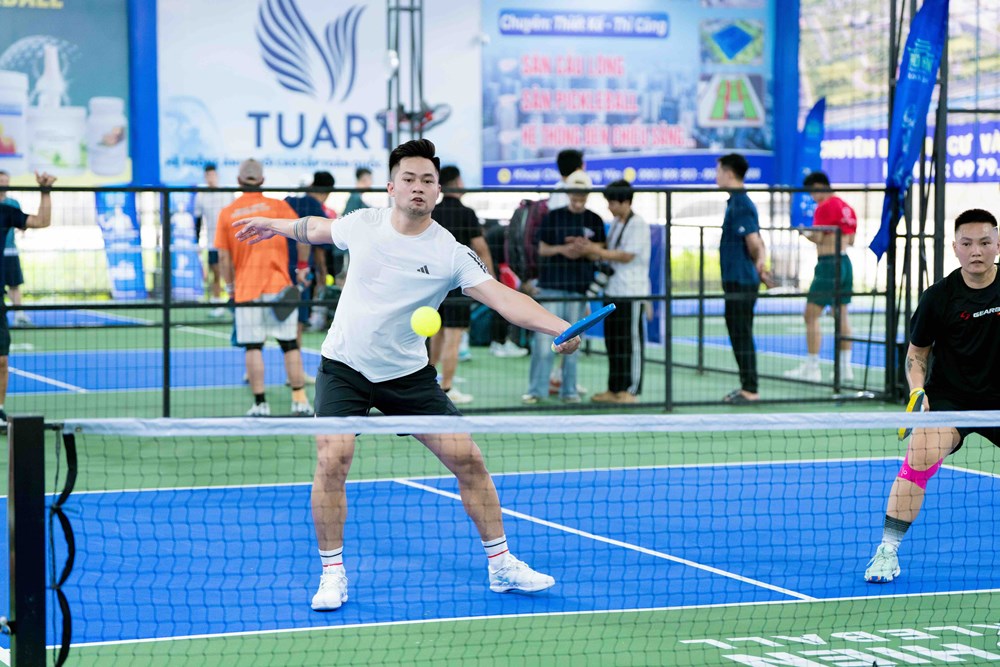 Giải pickleball “Phố Hiến Tournament Bắc Nam khai Xuân” 2026 kết thúc ấn tượng - ảnh 2