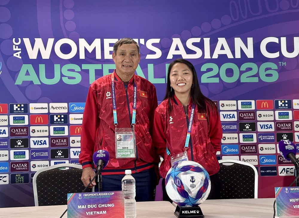 HLV Mai Đức Chung nói gì trước hành trình “săn vé” World Cup của tuyển nữ Việt Nam? - ảnh 1
