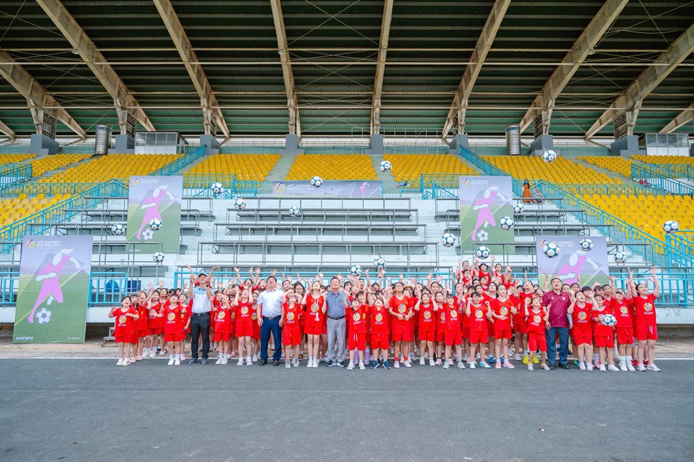 Cần Thơ: Sôi động ngày hội bóng đá nữ nhân dịp Quốc tế Phụ nữ 8.3 - ảnh 1