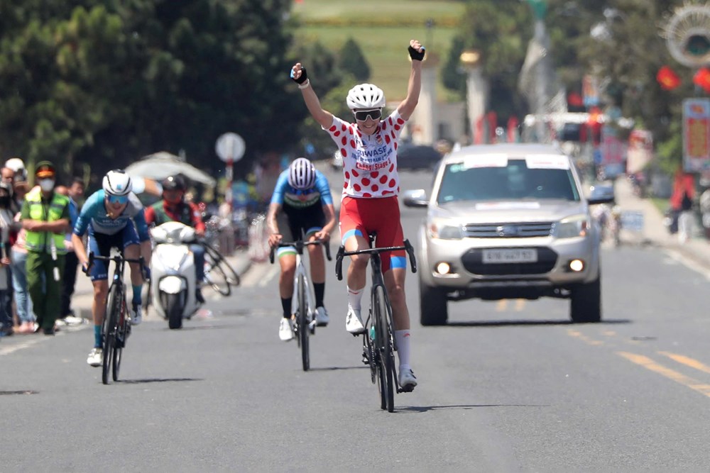 Áo vàng đổi chủ tại chặng 4 Biwase Tour of Vietnam 2026 - ảnh 3