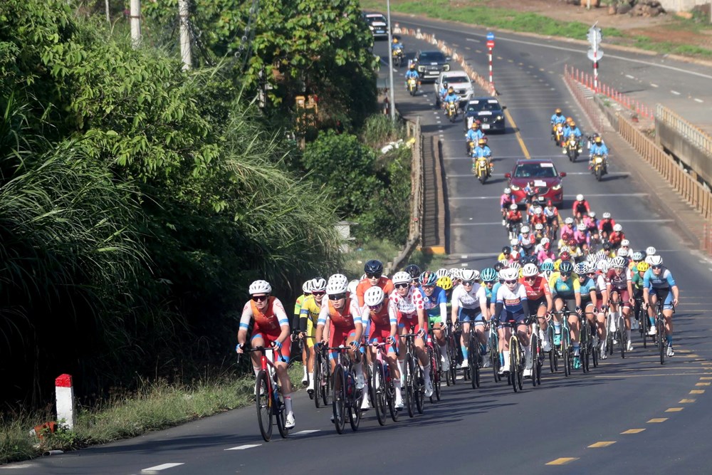 Áo vàng đổi chủ tại chặng 4 Biwase Tour of Vietnam 2026 - ảnh 1