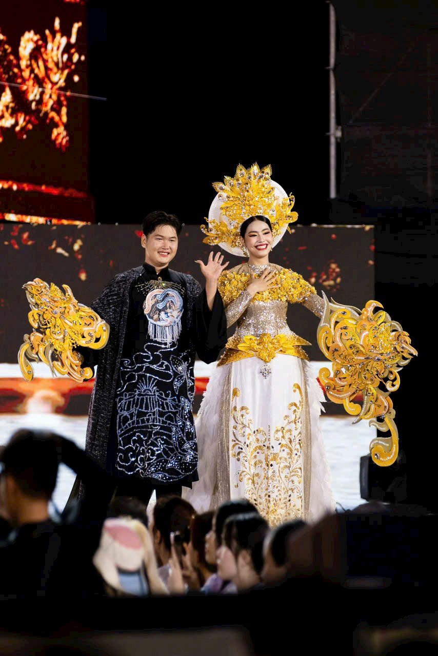 Khi sinh viên kể chuyện văn hóa bằng thời trang - ảnh 4