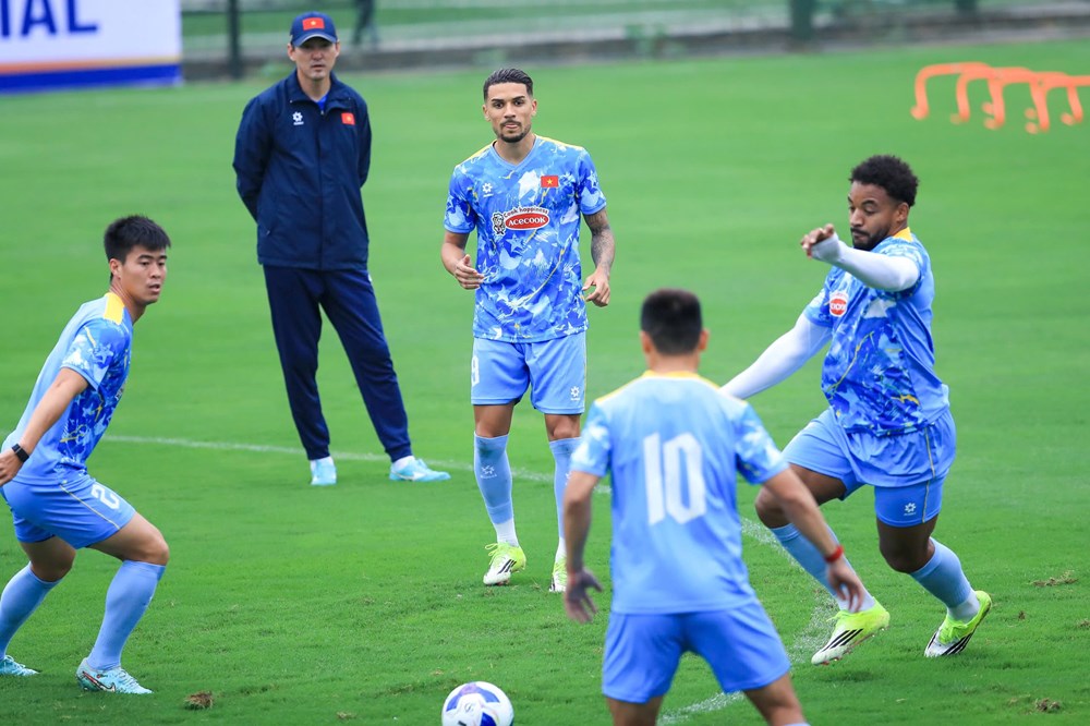 Chờ màn ra mắt của Đỗ Hoàng Hên - ảnh 3