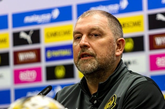 HLV tuyển Malaysia đặt mục tiêu thắng chủ nhà Việt Nam tại Thiên Trường - ảnh 1