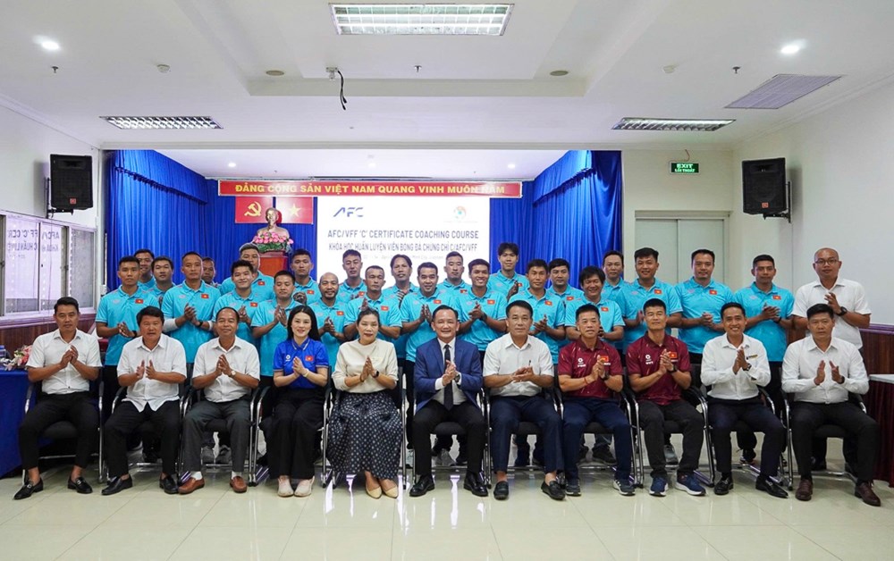 Trường Đại học TDTT TP.HCM tổ chức Khóa học HLV bóng đá chứng chỉ C/AFC/VFF - ảnh 3
