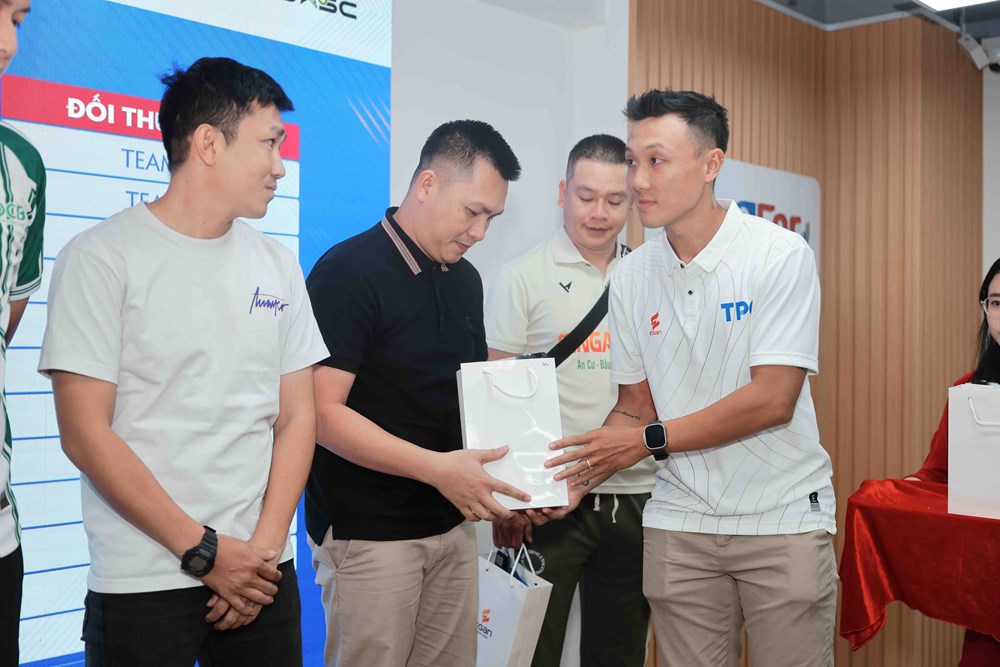 Anh tài hội tụ tại Giải bóng đá 6 người các CLB toàn quốc - khu vực miền Nam - ảnh 3