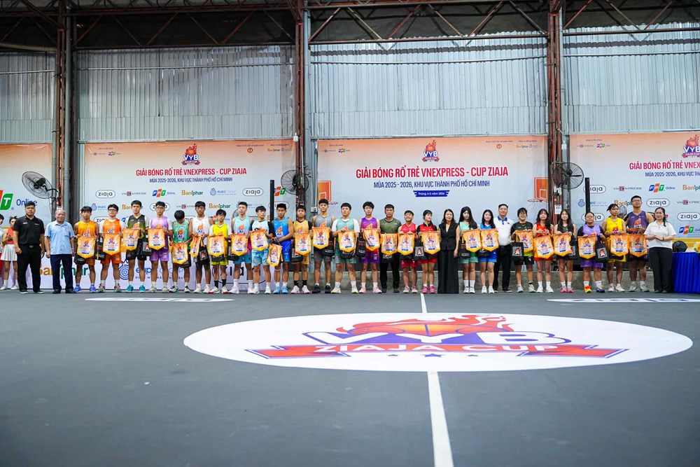 Khởi tranh Giải bóng rổ trẻ VnExpress - Cup Ziaja khu vực TP.HCM - ảnh 1