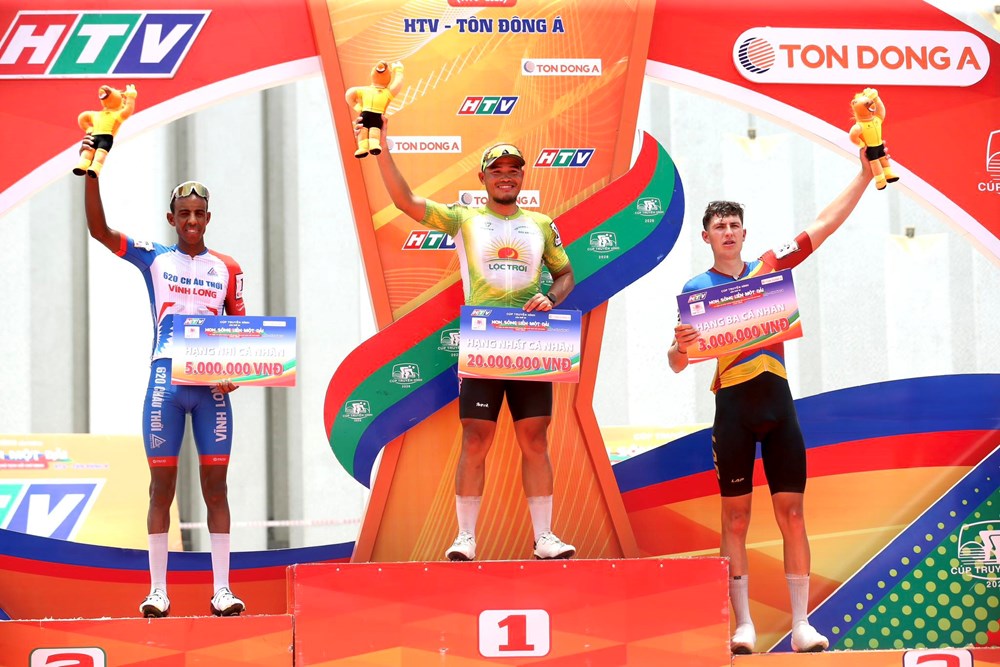 Cựu tuyển thủ Trịnh Đức Tâm thắng chặng 18 Cúp Truyền hình TP.HCM 2026 - ảnh 2