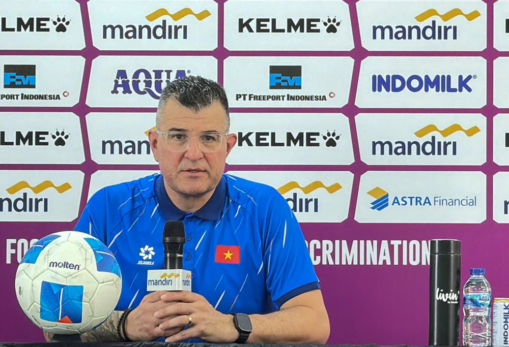 HLV Cristiano Roland chỉ ra “chìa khoá” giúp U17 Việt Nam đánh bại U17 Australia - ảnh 1