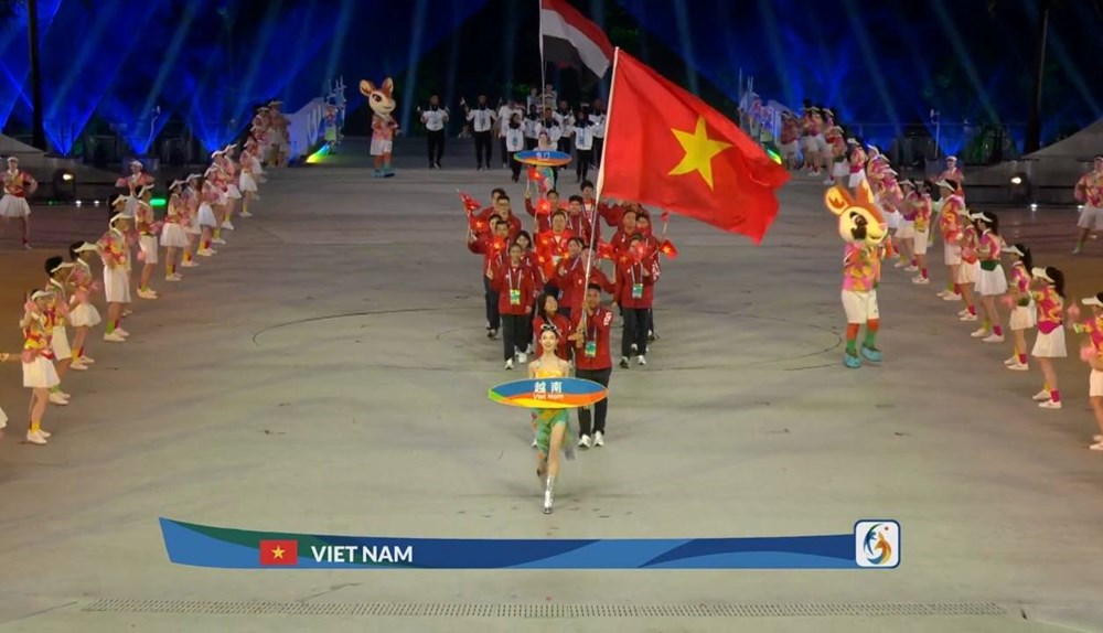 Đoàn Thể thao Việt Nam dự Lễ khai mạc Đại hội Thể thao Bãi biển châu Á - ảnh 2