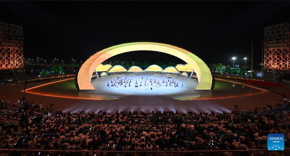 Đoàn Thể thao Việt Nam dự Lễ khai mạc Đại hội Thể thao Bãi biển châu Á - ảnh 1