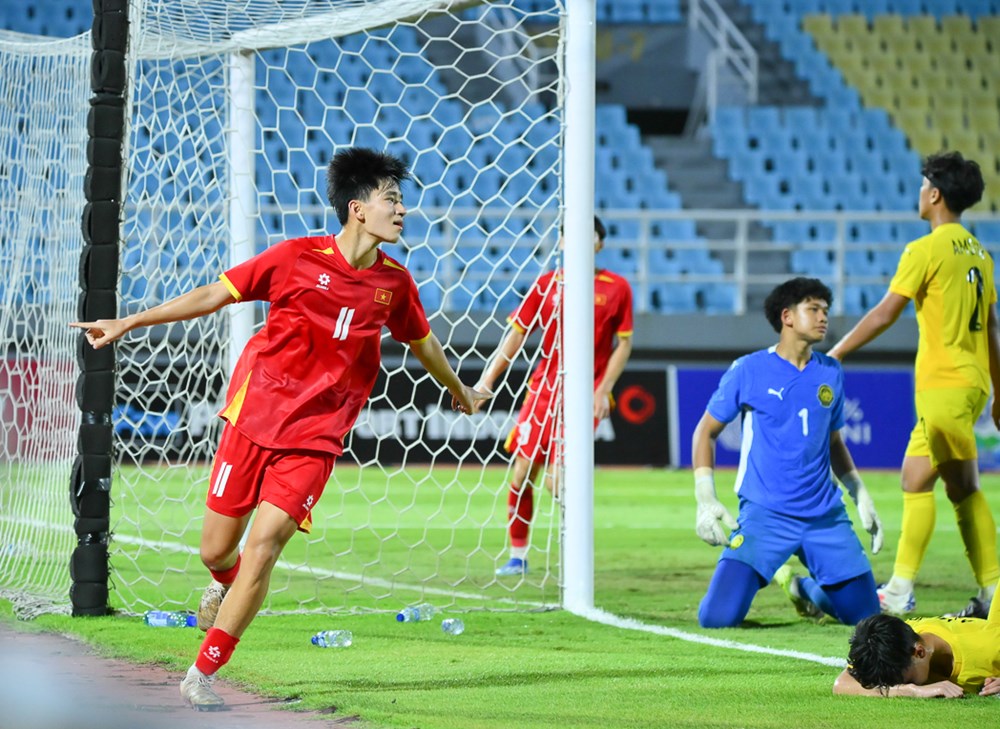 Thắng thuyết phục Malaysia, U17 Việt Nam lần thứ tư vô địch Đông Nam Á - ảnh 2