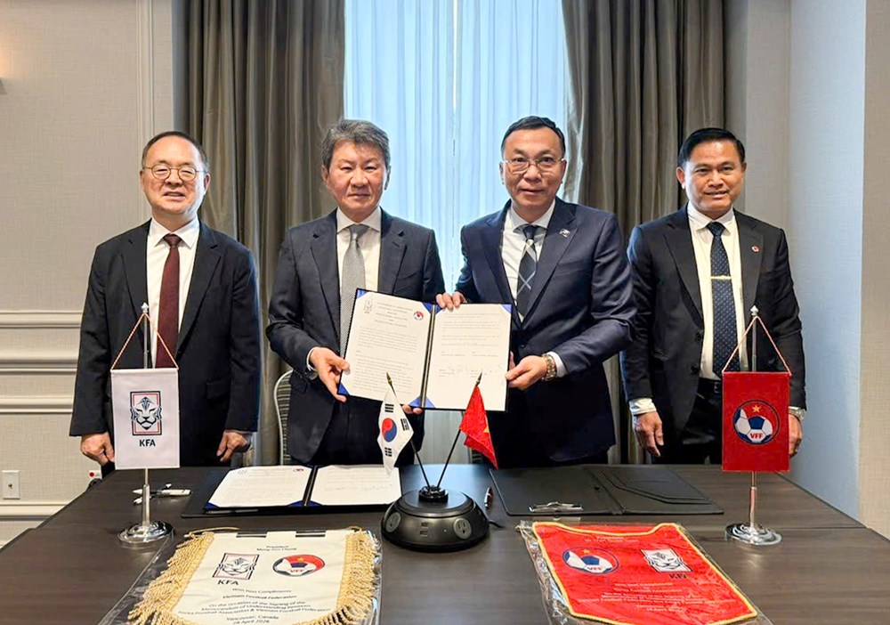 Việt Nam - Hàn Quốc ký kết biên bản ghi nhớ hợp tác phát triển bóng đá - ảnh 1