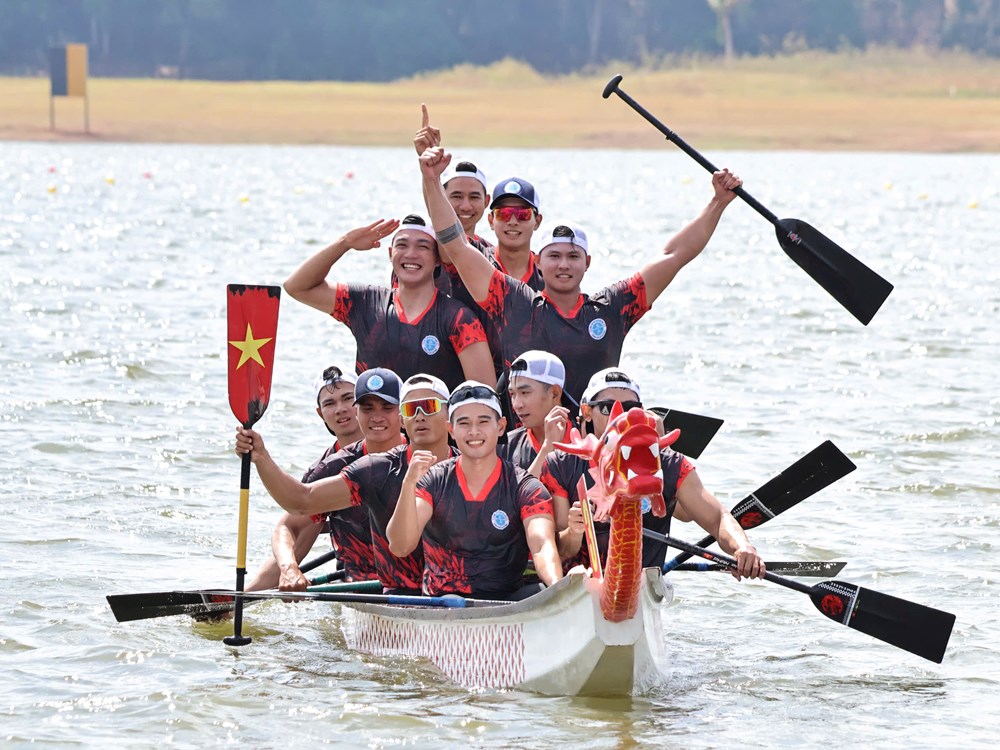 TP.HCM nhất toàn đoàn Giải đua thuyền truyền thống các tay chèo xuất sắc quốc gia 2026 - ảnh 1