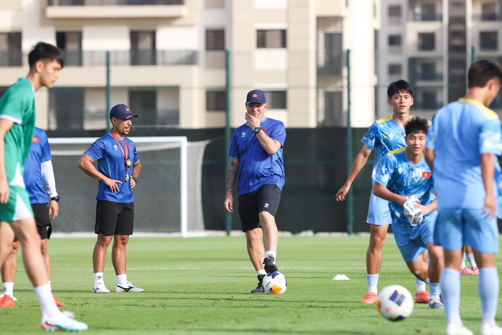 U17 Việt Nam tập trung cao độ trước trận đấu với U17 Hàn Quốc - ảnh 1