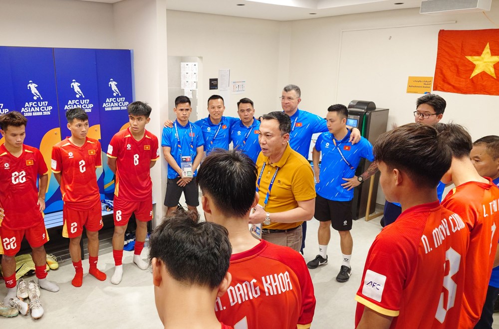 Lãnh đạo VFF động viên U17 Việt Nam hướng đến trận quyết định tại VCK U17 châu Á 2026 - ảnh 1