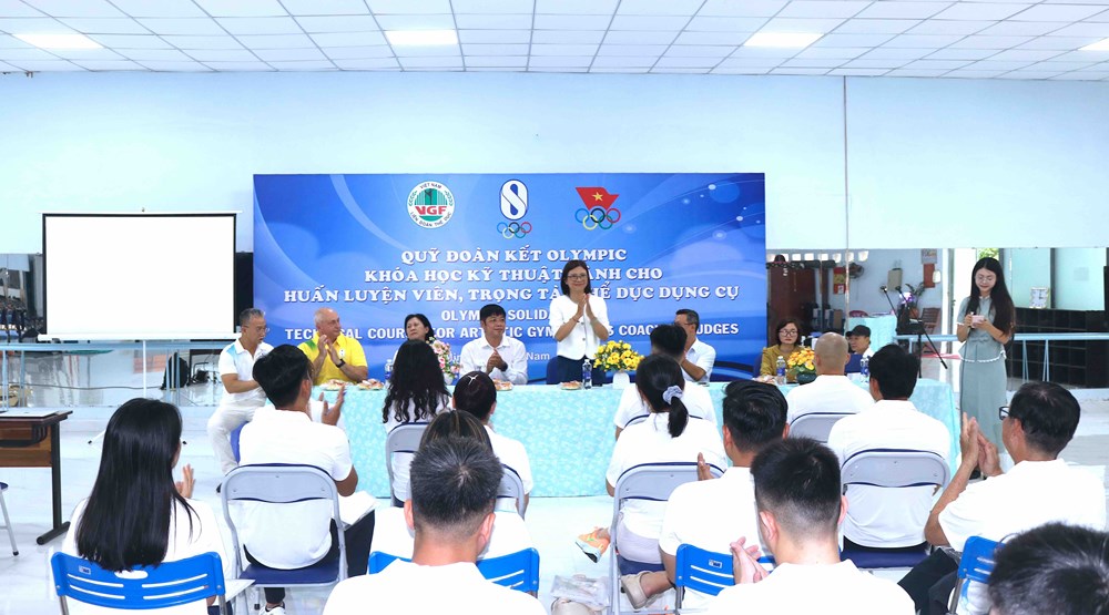 Khai mạc Khoá học kỹ thuật dành cho HLV, trọng tài TDDC - ảnh 1