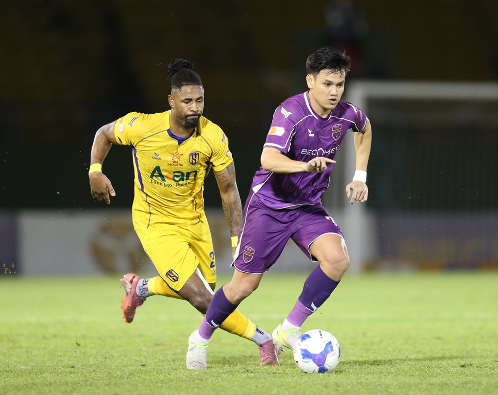 Nóng bỏng cuộc chiến trụ hạng V.League 2025/26 - ảnh 2
