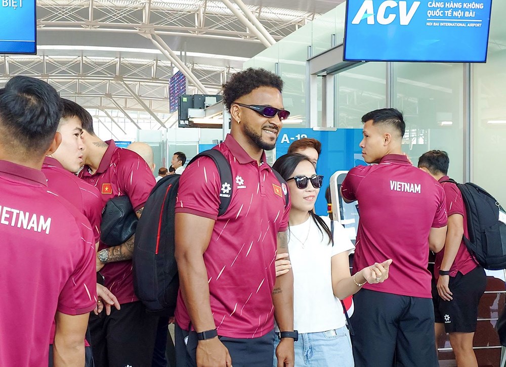 Đội tuyển Việt Nam lên đường tập huấn Hàn Quốc, chuẩn bị cho ASEAN Cup 2026 - ảnh 1