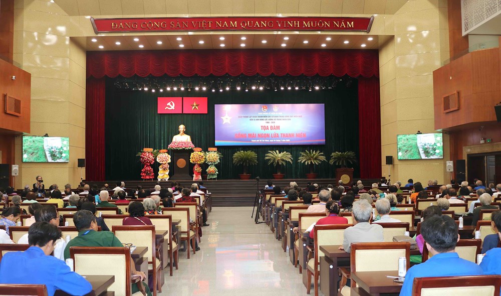 “Tiếp lửa” truyền thống cho thế hệ trẻ - ảnh 1