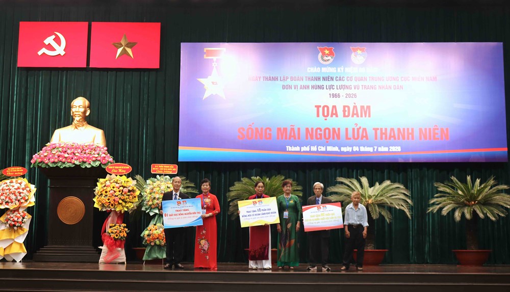 “Tiếp lửa” truyền thống cho thế hệ trẻ - ảnh 4