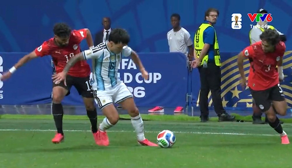 Argentina ngược dòng ngoạn mục trước Ai Cập, ghi tên vào tứ kết World Cup 2026 - ảnh 1