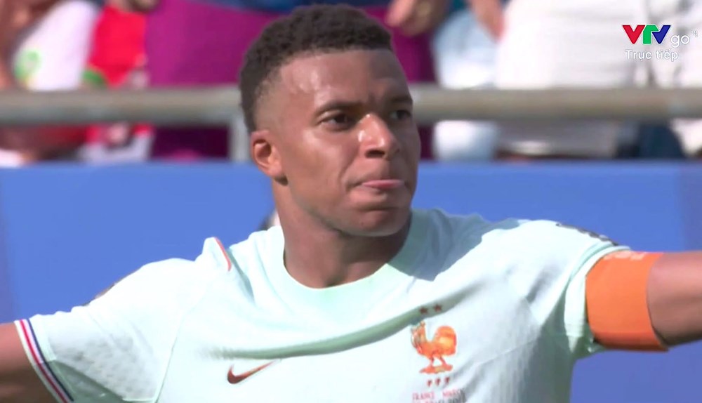 Mbappe lập hàng loạt kỷ lục sau chiến thắng của tuyển Pháp trước Morocco - ảnh 1