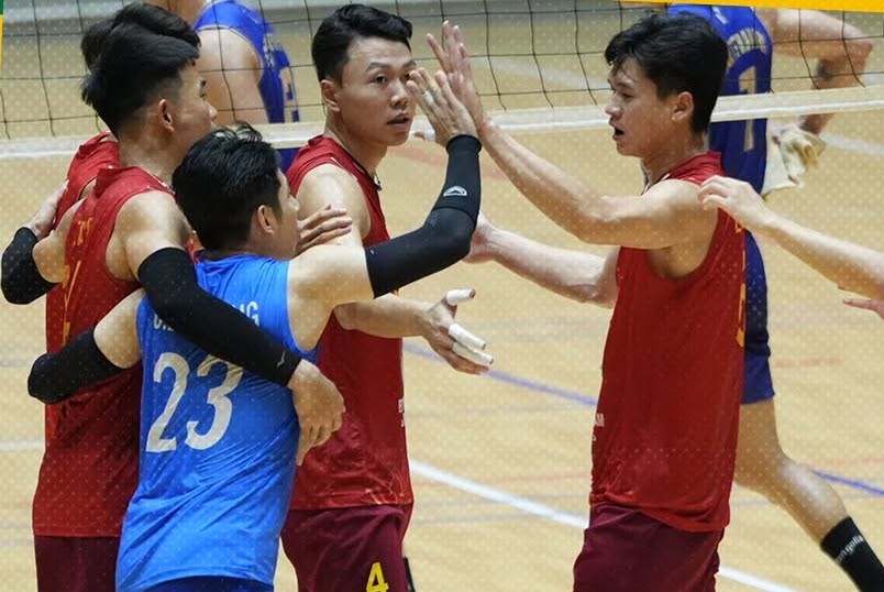 Đánh bại Myanmar, đội tuyển bóng chuyền nam Việt Nam vào bán kết SEA V.League 2026 - ảnh 1