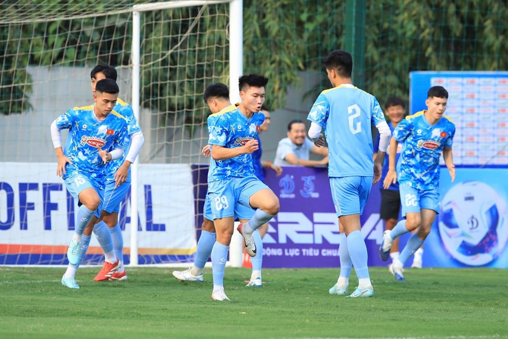 U23 Việt Nam tập trung 29 cầu thủ, chuẩn bị cho ASIAD 2026 - ảnh 2