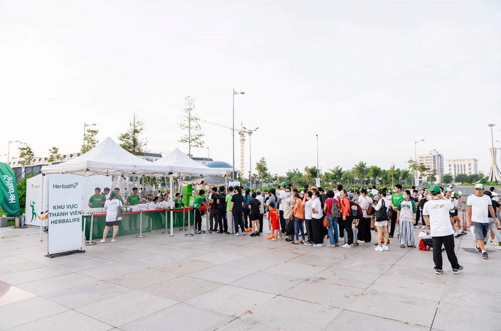 Hơn 1.000 người tham dự Chương trình “Toàn dân tập luyện thể dục thể thao” năm 2026 tại Đồng Tháp - ảnh 1