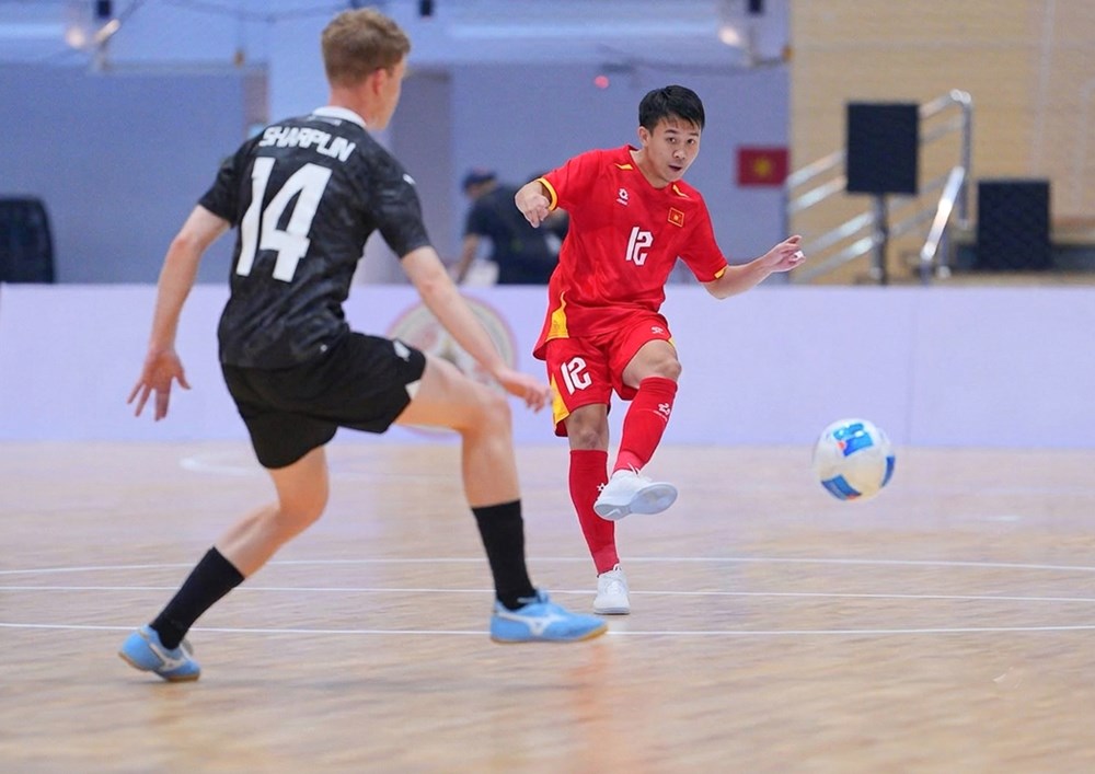 Đội tuyển futsal Việt Nam có chiến thắng đầu tiên tại giải quốc tế Thái Lan - ảnh 2