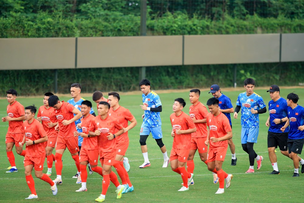Đội tuyển Việt Nam bước vào tập luyện, khởi động chiến dịch FIFA ASEAN Cup 2026 - ảnh 1