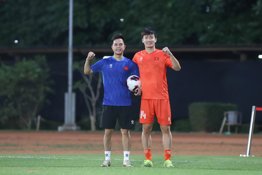 Hoàng Đức và đồng đội háo hức trước trận ra quân FIFA ASEAN Cup 2026 - ảnh 2