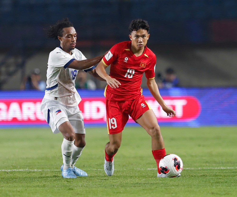 Bảng xếp hạng FIFA ASEAN Cup 2026 mới nhất: Việt Nam bám sát Thái Lan - ảnh 1