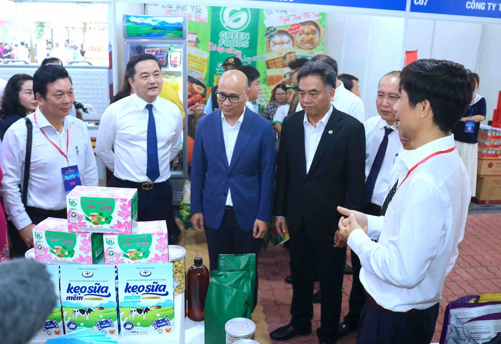 TP.HCM thúc đẩy liên kết cung - cầu, hướng tới chuỗi cung ứng xanh và số - ảnh 5