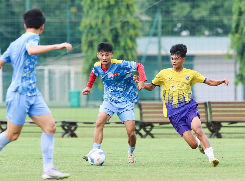U17 Việt Nam tiếp tục “thử lửa”, chuẩn bị cho U17 World Cup 2026 - ảnh 3