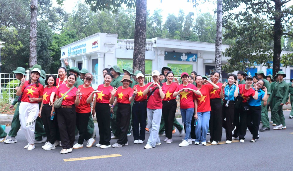 TP.HCM: Gần 10.000 người hưởng ứng Lễ phát động mỗi người dân lựa chọn ít nhất một môn thể thao phù hợp để luyện tập - ảnh 7