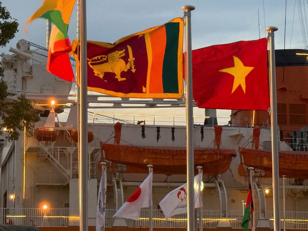 Quốc kỳ Việt Nam tung bay tại Nagoya, sẵn sàng cho Asian Para Games 2026 - ảnh 1