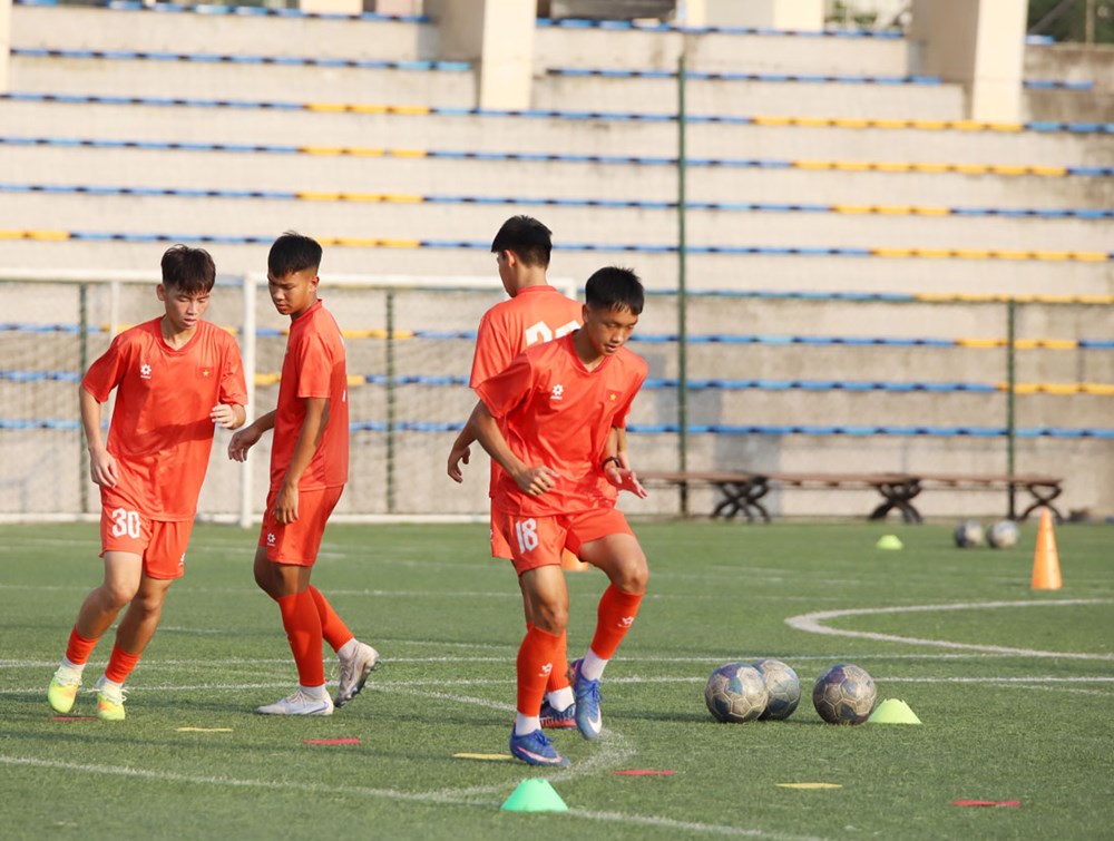 U15 Việt Nam được “tiếp sức” trước thềm giải trẻ thế giới - ảnh 3