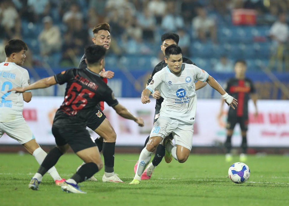 Lịch thi đấu V.League hôm nay 17.10: “Derby Nghệ Tĩnh” nóng bỏng - ảnh 1