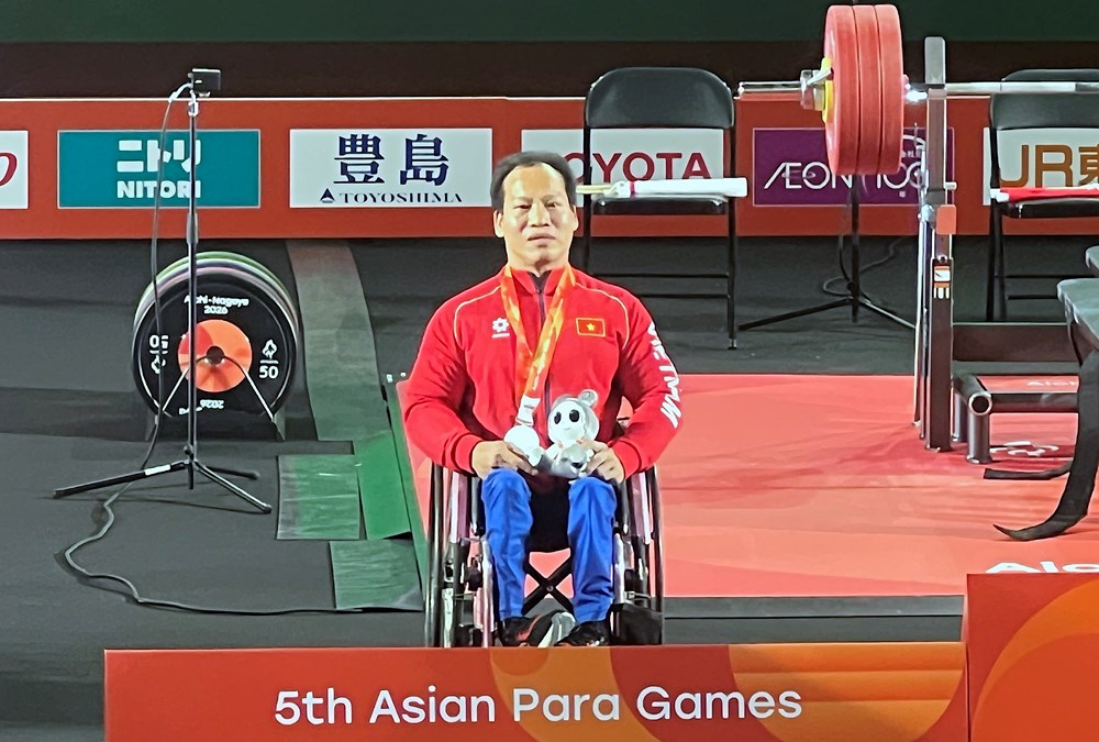 Lê Văn Công giành HCB, “mở hàng” huy chương cho Việt Nam tại Asian Para Games 2026 - ảnh 2