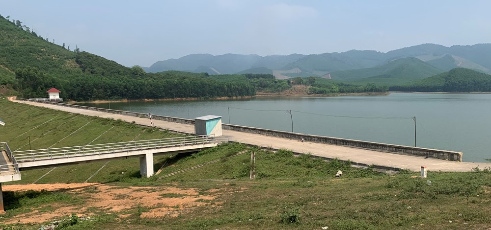 Bằng đất mỏ hay đất... hồ Hòn Mát? - ảnh 1