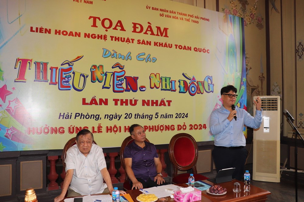 “Tiếng cười nhảm không thể chạm tới trái tim con trẻ” - ảnh 1